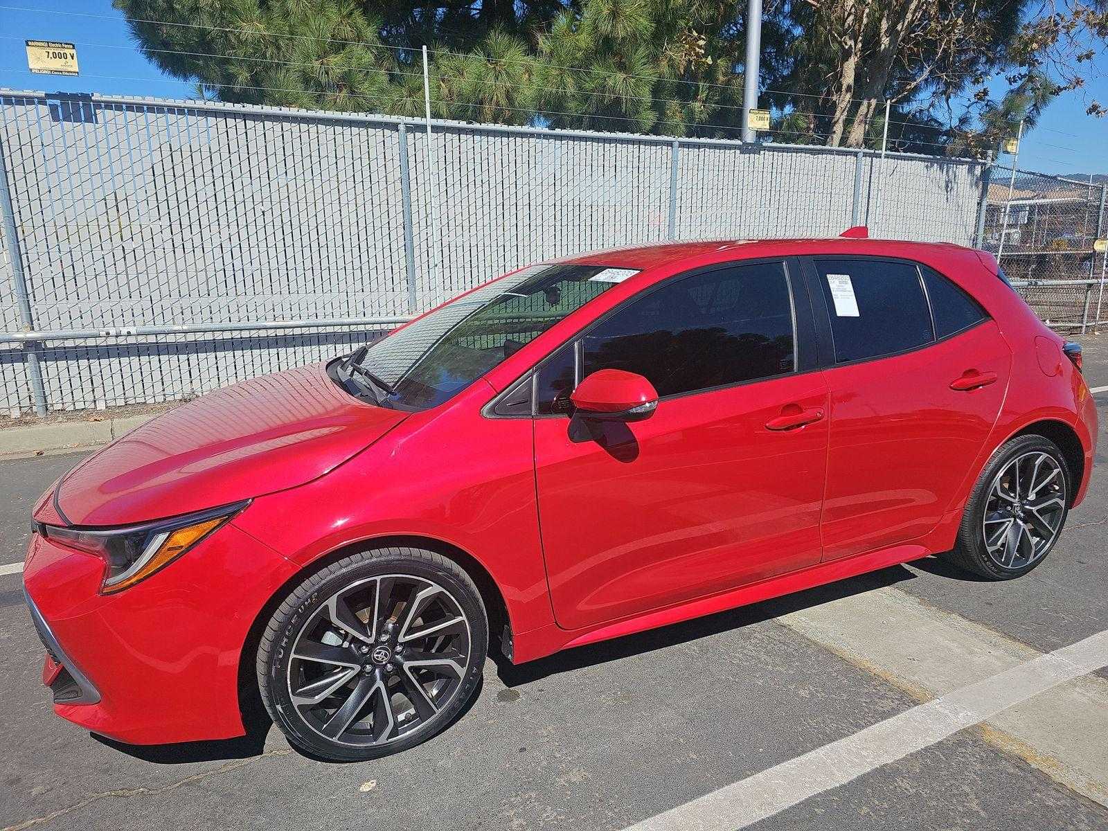 Toyota Corolla Hatchback Image 1