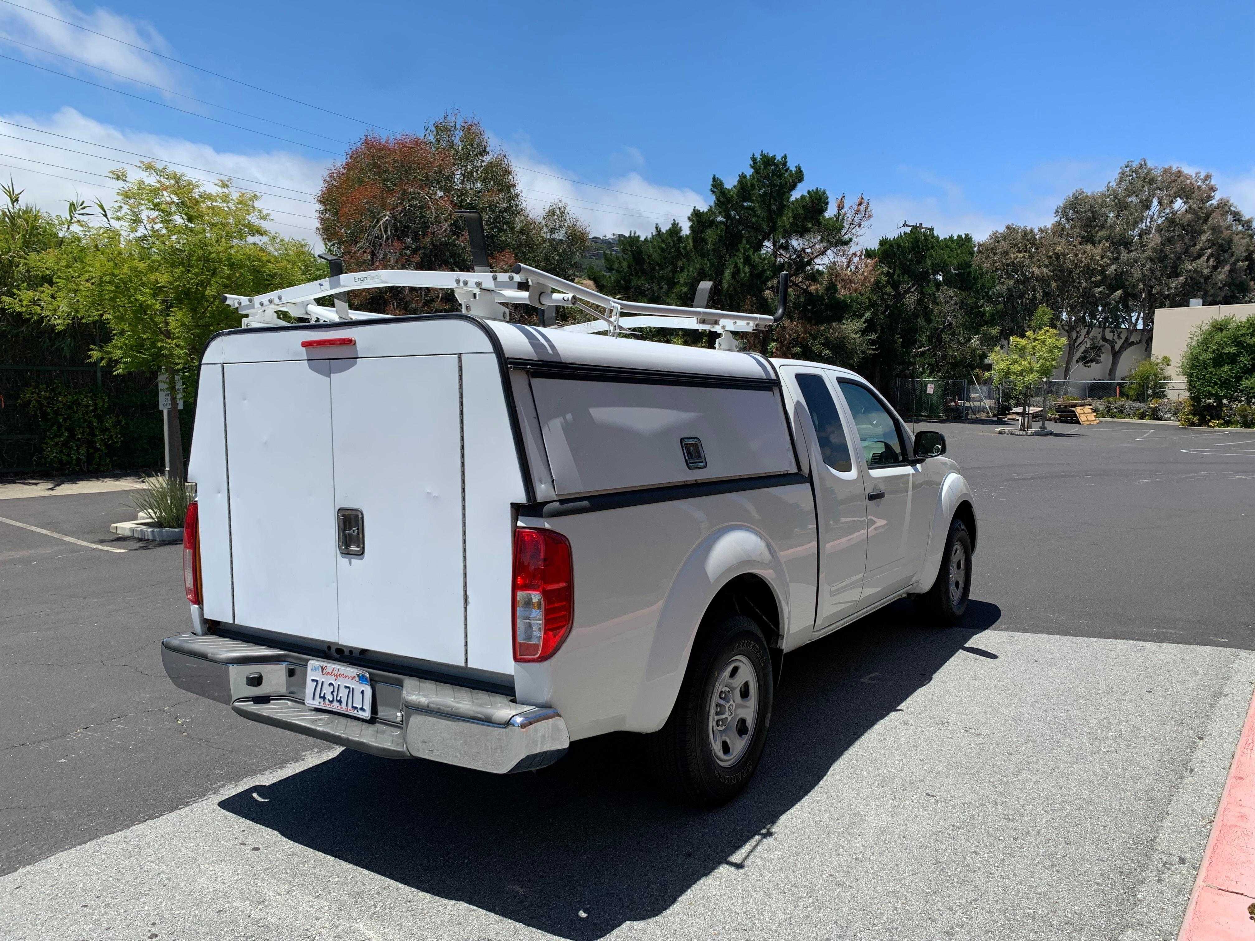 Nissan Frontier King Cab Image 10