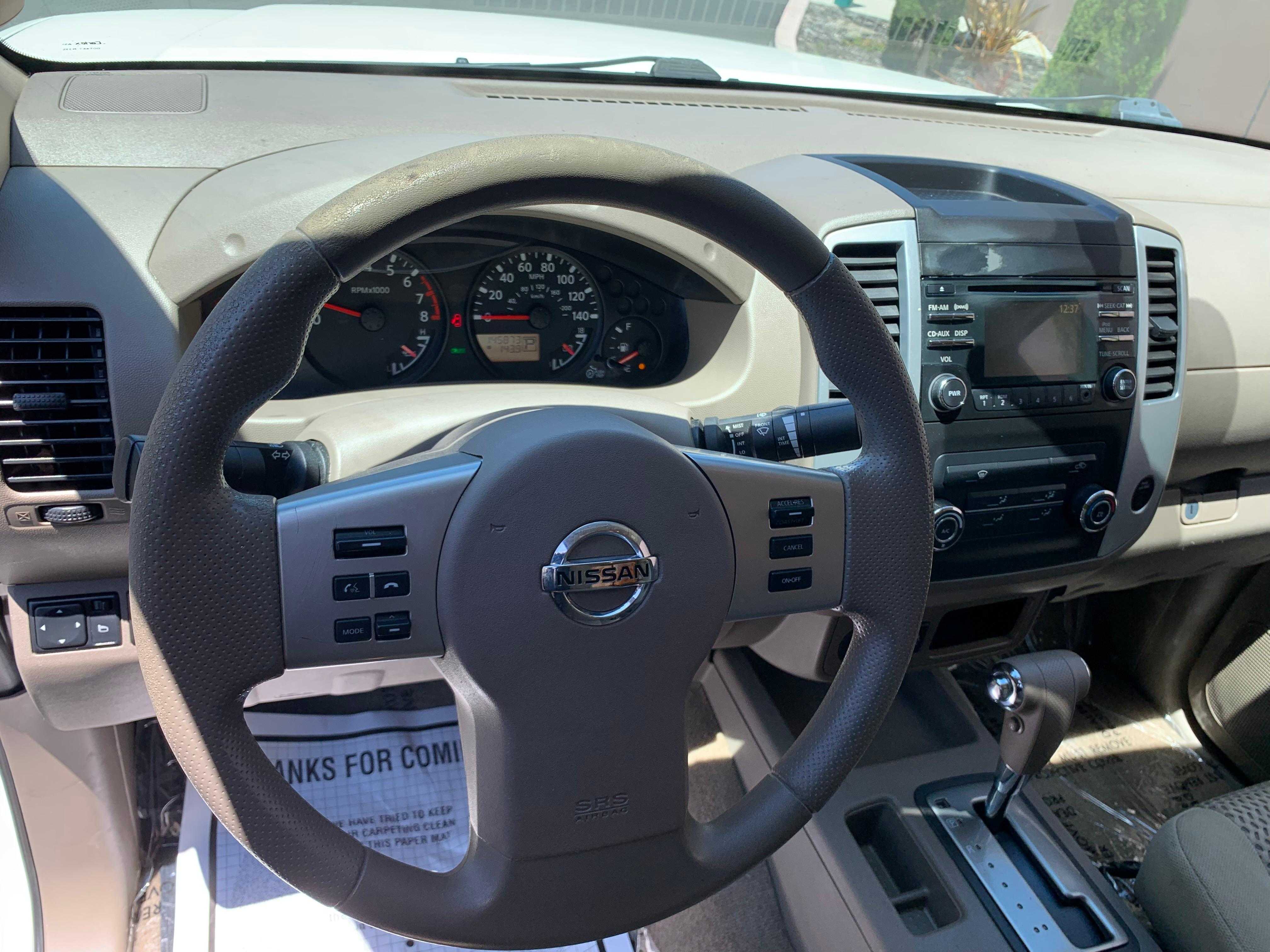 Nissan Frontier King Cab Image 7