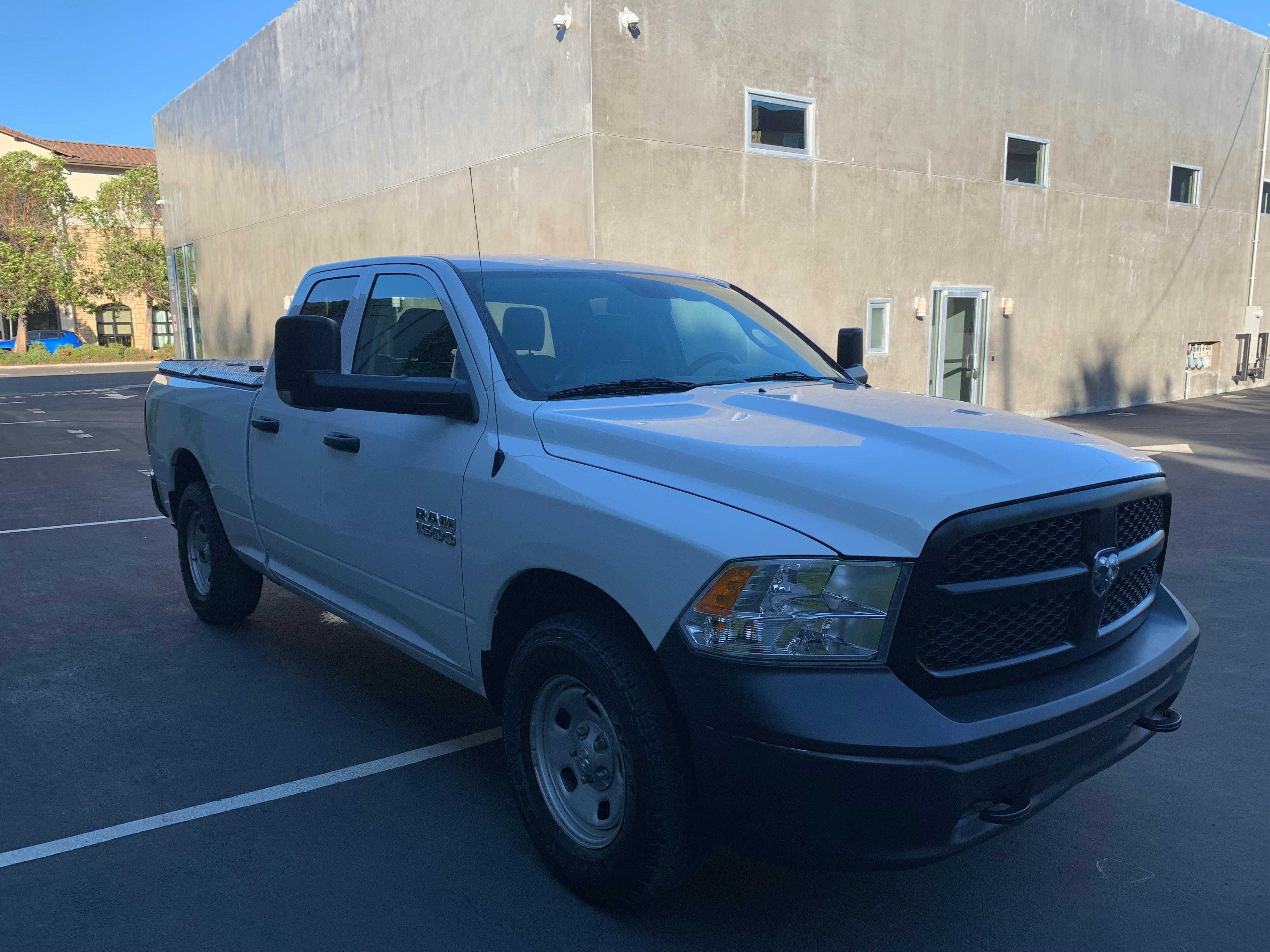 Ram 1500 Quad Cab Image 6