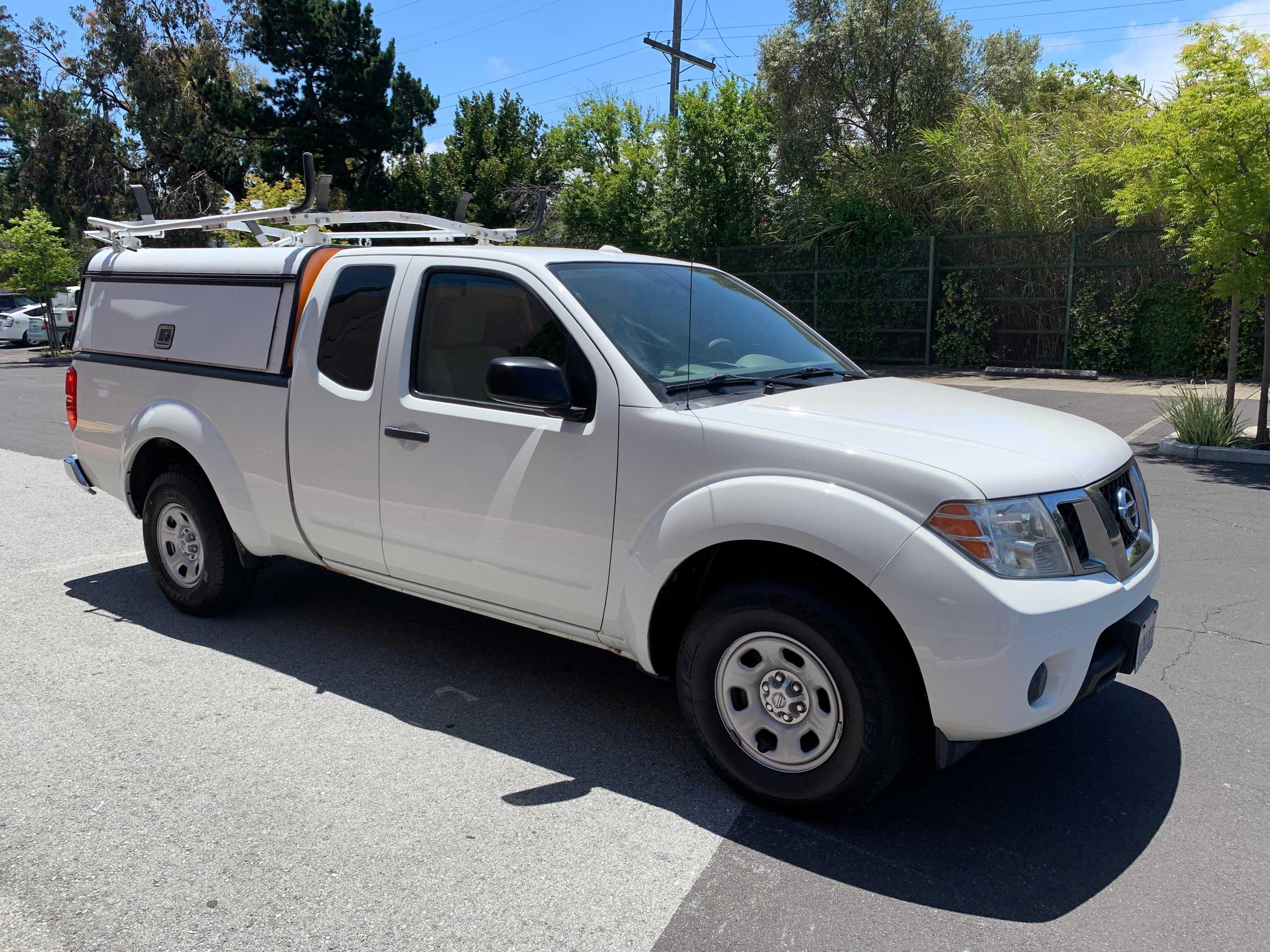 Nissan Frontier King Cab Image 9